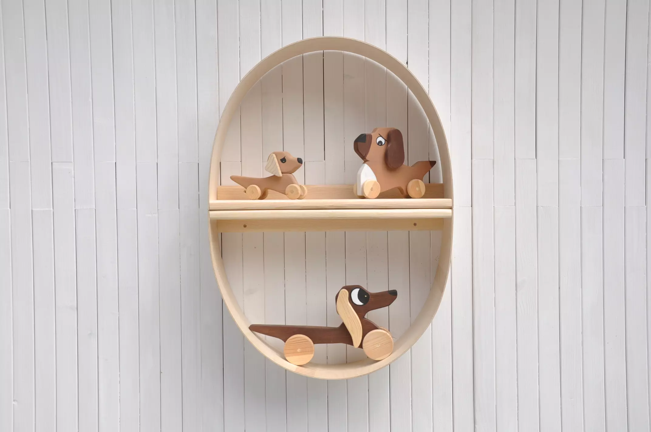 Round shelf Egg by Barin Toys - arched pine and plywood shelves, suitable as a decorative shelves for bedroom and living room, perfect mum to be gifts for a nursery, baby room plush toys shelves and Easter celebration. Buy online at BarinToys.co.uk store.